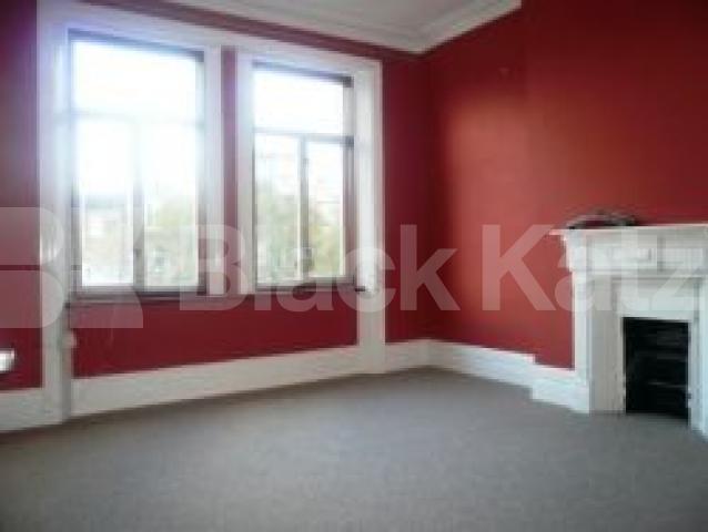 			5 Bedroom, 1 bath, 1 reception Flat			 Denton Road, CROUCH END N8